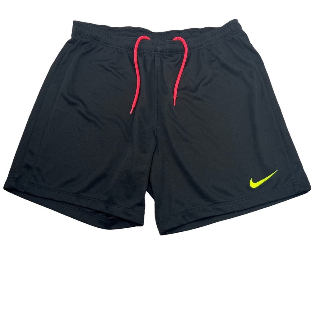 Nike shorts women’s medium black